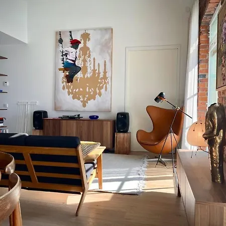 Stunning 90 Square Meter With 3br + Rooftop